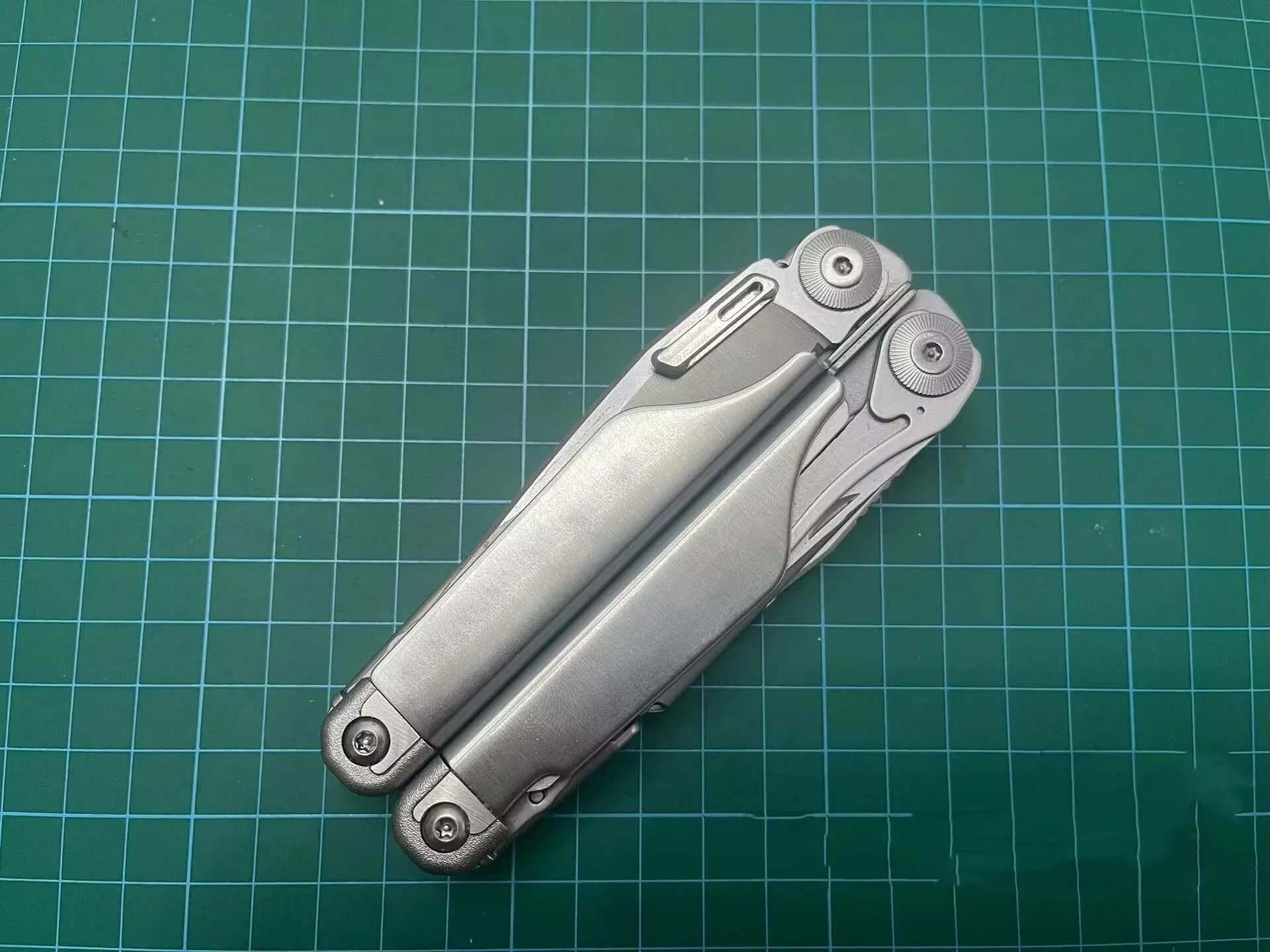 ステンレス製の親指グリップタブ、レザーマンサドルナイフ、ブレ - Leatherwork Knife のレビューと価格