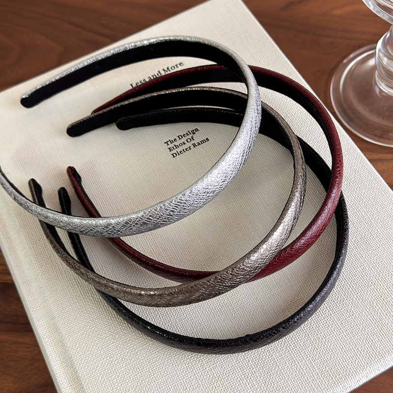 ヴィンテージレッドレザー薄型ヘッドバンド複数のスタイルレトロ - Leatherwork Rings のレビューと価格